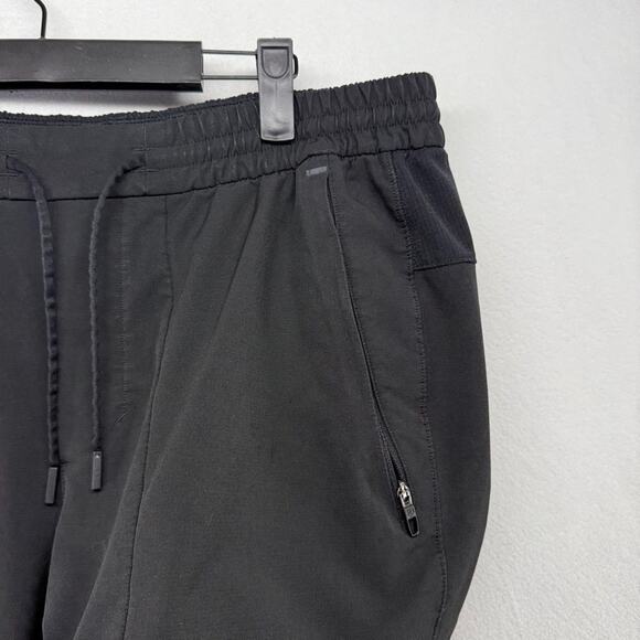 Lululemon License To Train Joggers men's large Black Cuffed Training Gym READ - Picture 4 of 10